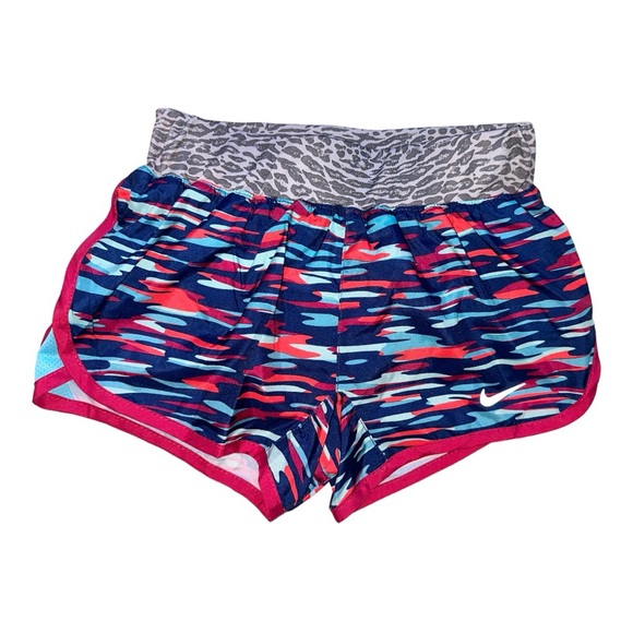 NWT Girls Nike Shorts - Picture 1 of 9